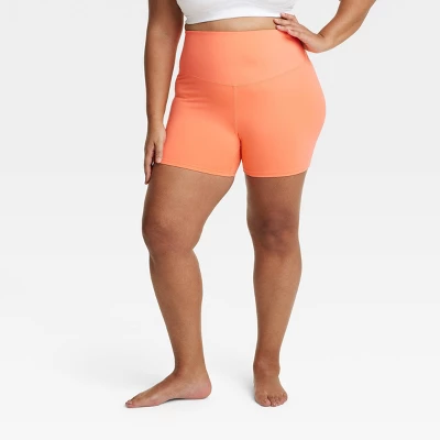 Women's Brushed Sculpt Bike Shorts 5" - All In Motion™ 9 Women's Brushed Sculpt Bike Shorts 5" - All In Motion™ - Image 7