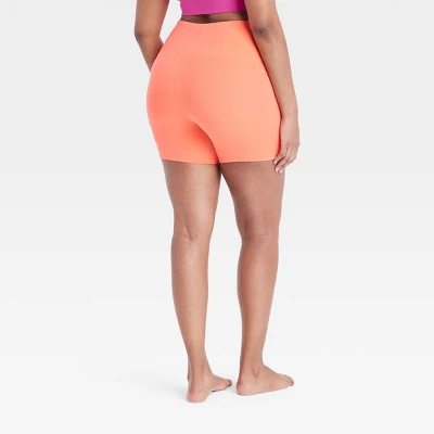 Women's Brushed Sculpt Bike Shorts 5" - All In Motion™ 5 Women's Brushed Sculpt Bike Shorts 5" - All In Motion™ - Image 3