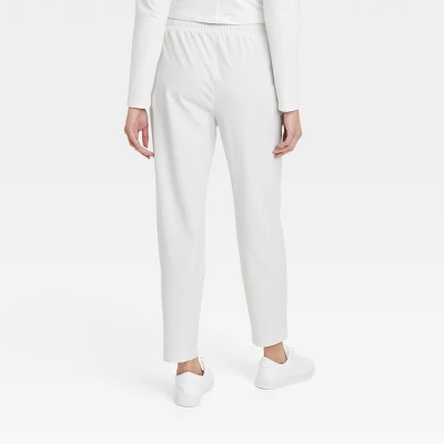 Women's Stretch Woven Taper Pants - All In Motion™ 3 Women's Stretch Woven Taper Pants - All In Motion™
