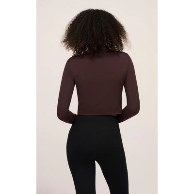 Yogalicious Womens 2 Pack Zenly Evelyn Long Sleeve Mock Neck Crop Top 6 Yogalicious Womens 2 Pack Zenly Evelyn Long Sleeve Mock Neck Crop Top - Image 4