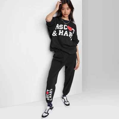 Women's Ascot + Hart Fleece Heart Graphic Joggers - Black 8 Women's Ascot + Hart Fleece Heart Graphic Joggers - Black - Image 6