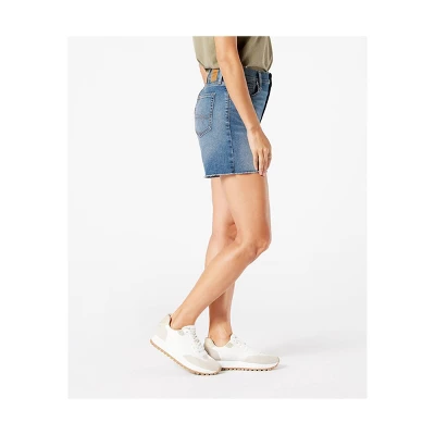 DENIZEN® From Levi's® Women's High-Rise 5" Jean Shorts 3 DENIZEN® From Levi's® Women's High-Rise 5" Jean Shorts