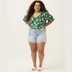 Molly & Isadora Women's Light Wash Rolled Hem Short -Modish Ink Sales GUEST d330798e 0d3e 4750 894d 60cded4b215d