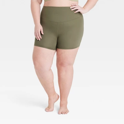 Women's Brushed Sculpt Bike Shorts 5" - All In Motion™ 14 Women's Brushed Sculpt Bike Shorts 5" - All In Motion™ - Image 12